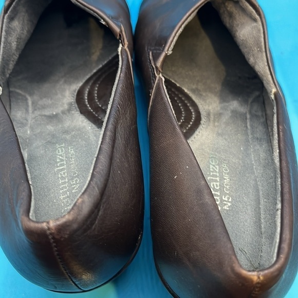 Naturalizer Women Electron Loafer, brown leather size 8.5 women’s - Picture 6 of 6